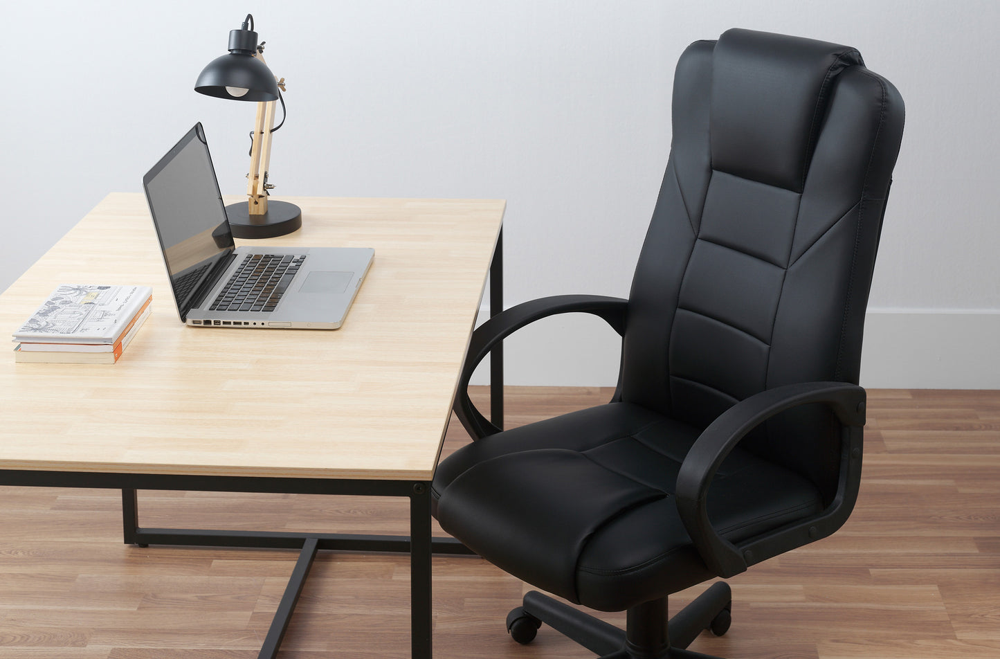 SILLA DE DESPACHO MODELO ORION NEGRO