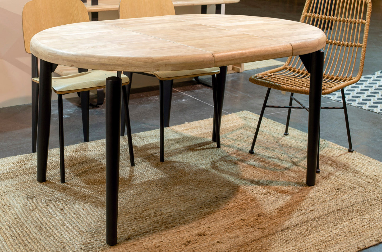 MESA COMEDOR REDONDA EXTENSIBLE 100/140/180 CM BORA BORA NORDISH / NEGRO