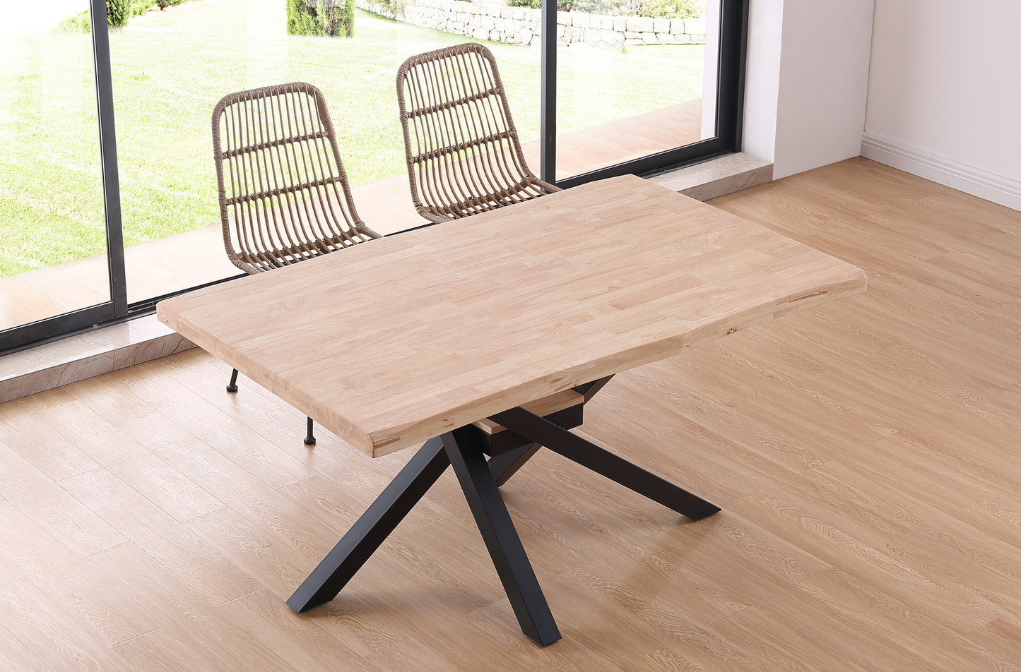MESA COMEDOR FIJA MYKONOS 150 x 90 CM ROBLE NORDISH / NEGRO TAPA CON FORMA