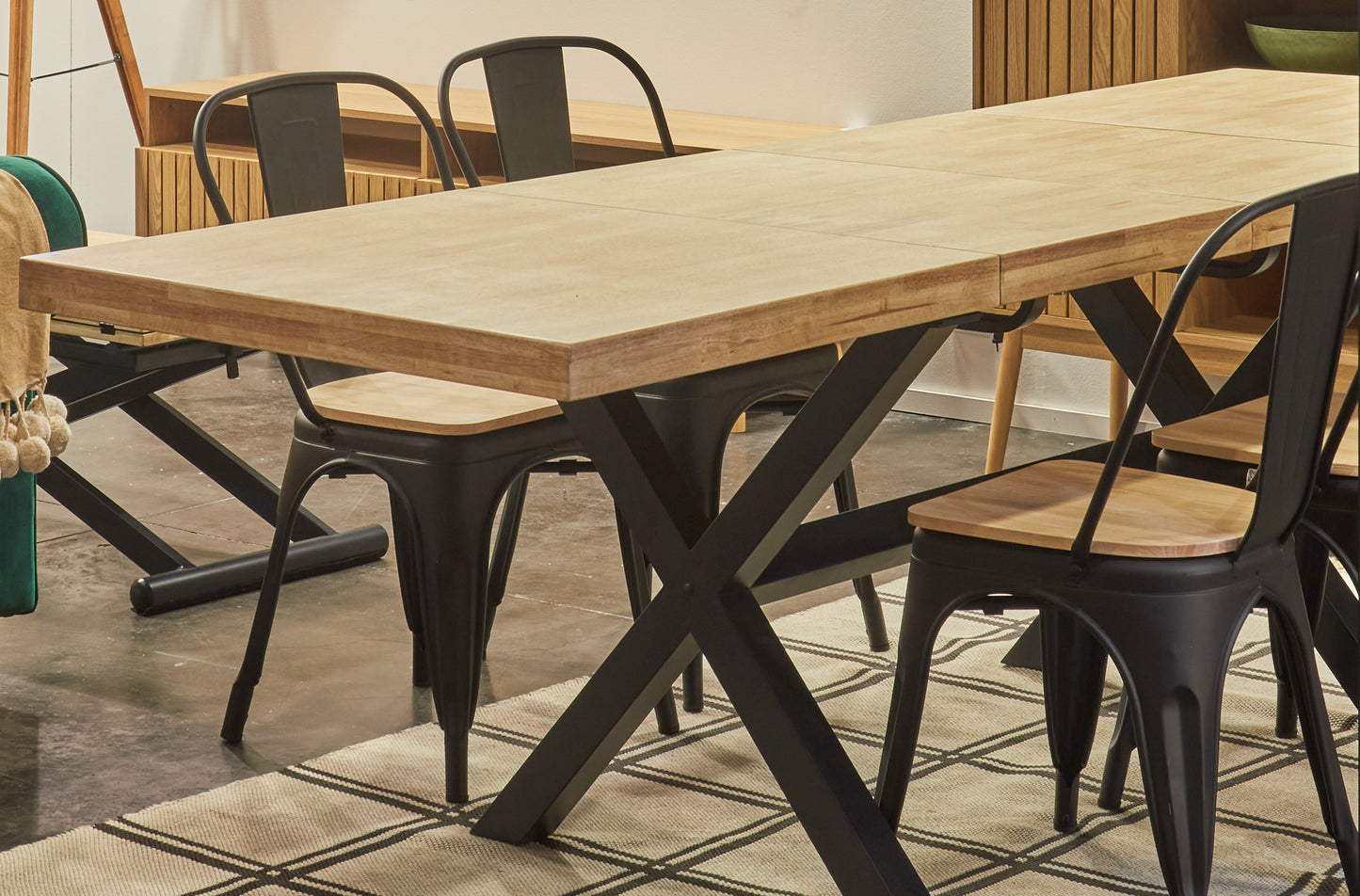 MESA COMEDOR EXTENSIBLE NUEVA YORK 140/180/220 x 90 CM ROBLE NORDISH / NEGRO
