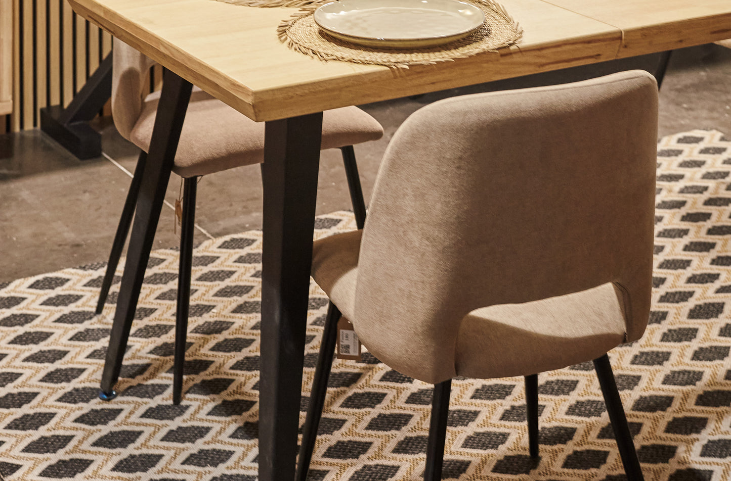 PACK x2 - SILLA COMEDOR HORUS TEJIDO BEIGE / NEGRO